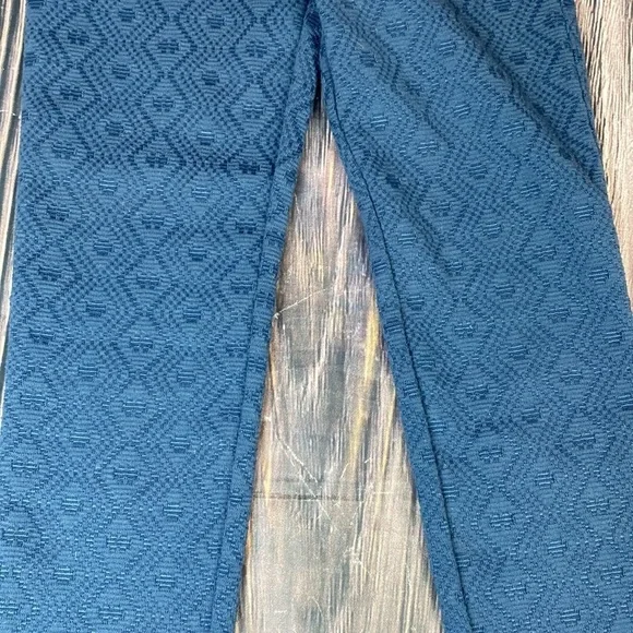 Oshkosh Blue Pattern Pants- 5T - Picture 3 of 9